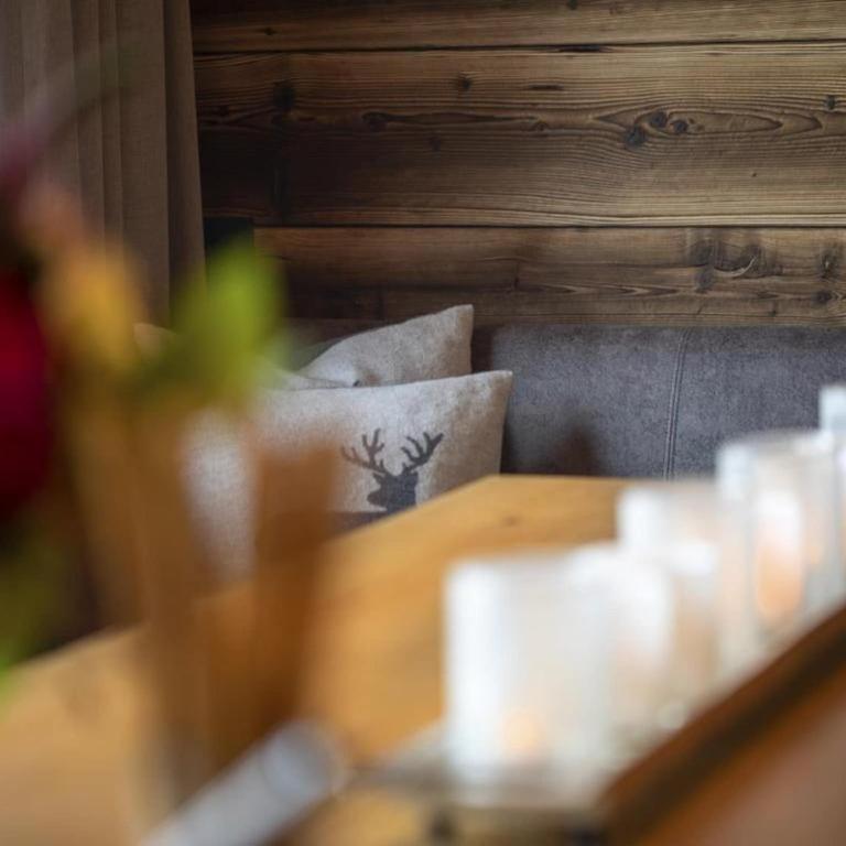 Chalet in Neukirchen near Wildkogel Ski Slope - Ferienhaus mit 4 Zimmern - 52