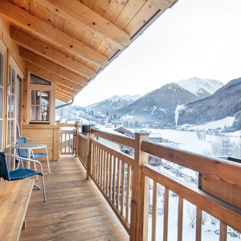 Spacious Chalet with Parking - Maison de Vacances 4 Chambres - 41
