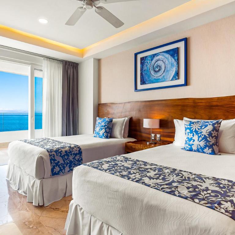 Oceanfront condo with huge balcony, sweeping ocean view & amazing pool - Vacation Home - 19