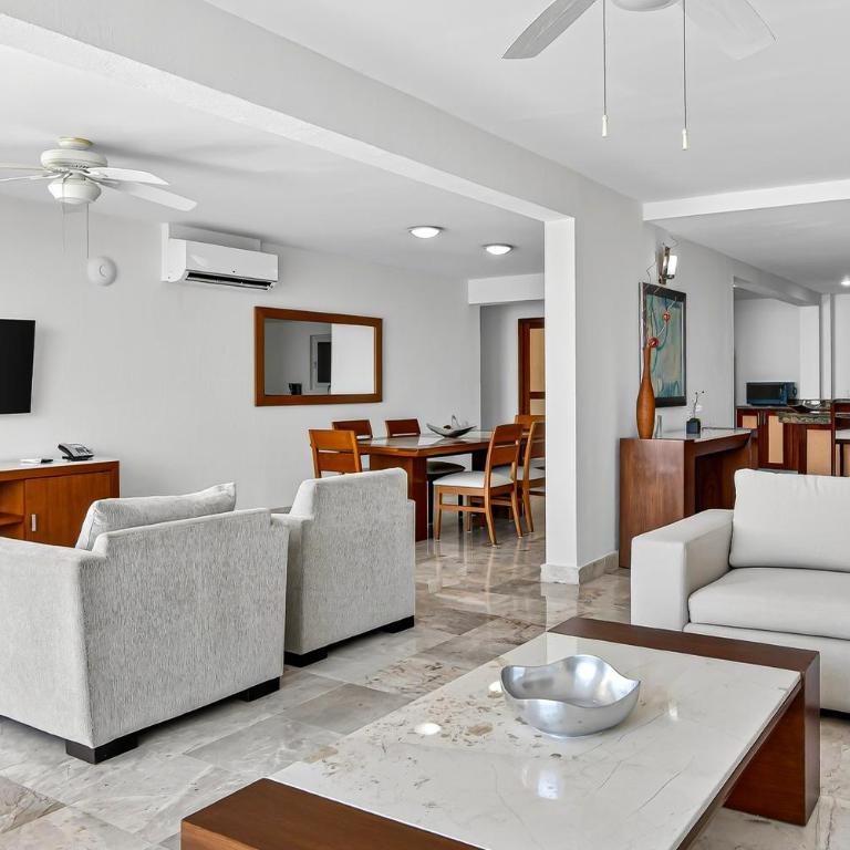 Stylish oceanview suite with infinity pool, full kitchen & bay-view terrace - Casa - 7