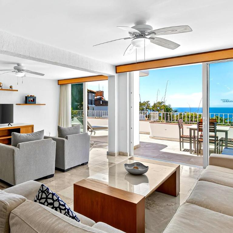 Upscale bayview villa with hot tub, private terrace, pool & stylish interiors - Vacation Home - 5