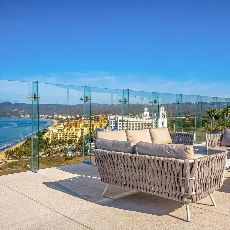 Oceanfront luxury with amazing view, 4 pools, private beach, on-site spa, dining - Casa - 31