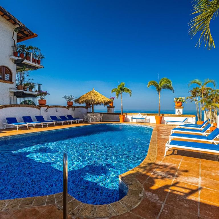 Charming condo featuring ocean views, pool & private terrace - Casa - 26