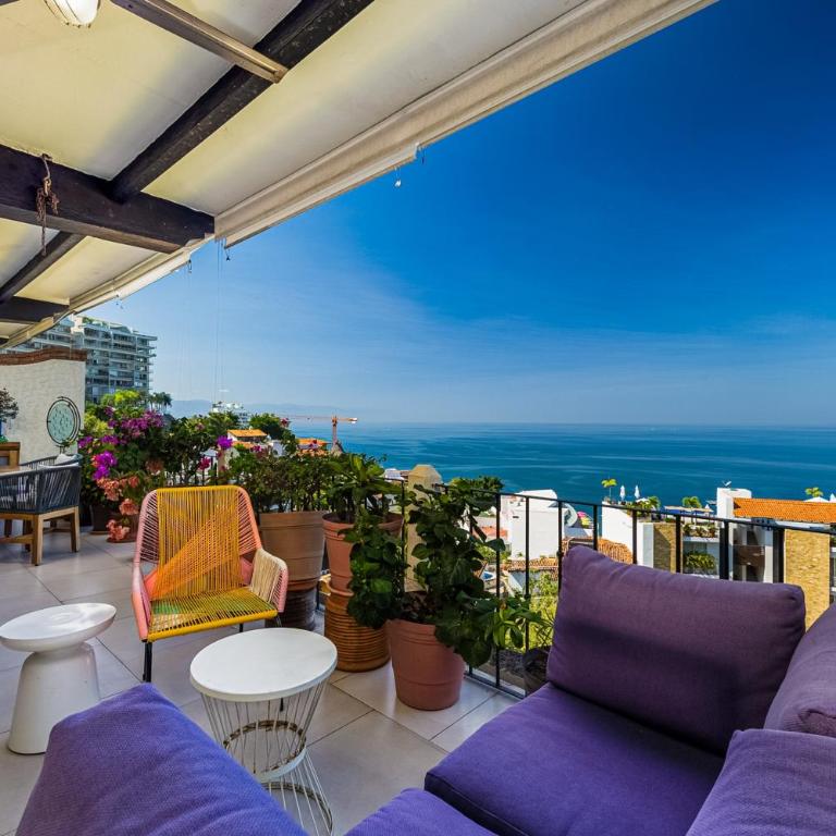 Charming condo featuring ocean views, pool & private terrace - Casa - 23