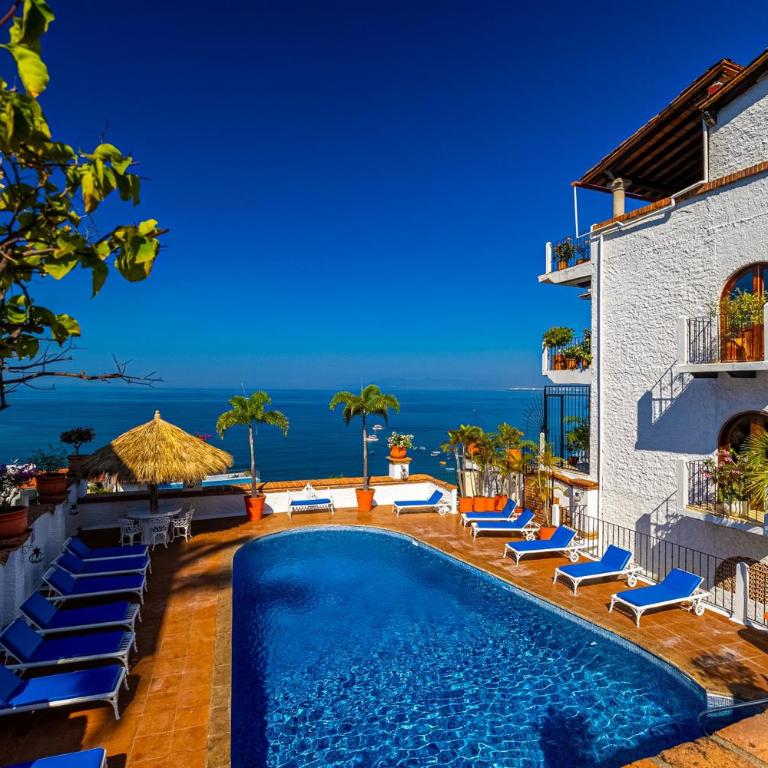 Charming condo featuring ocean views, pool & private terrace - Casa - 24