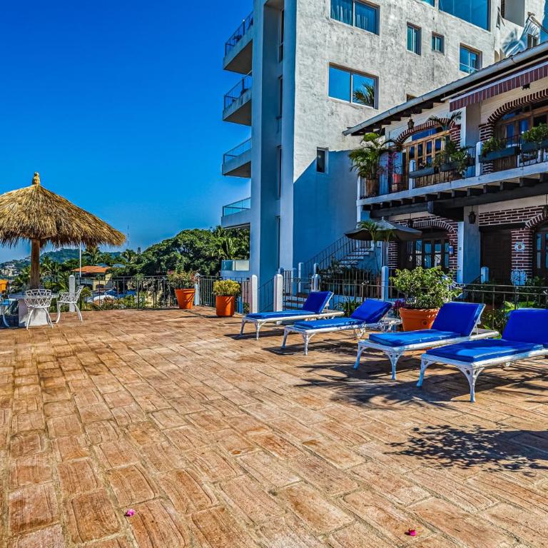 Charming condo featuring ocean views, pool & private terrace - Casa - 34