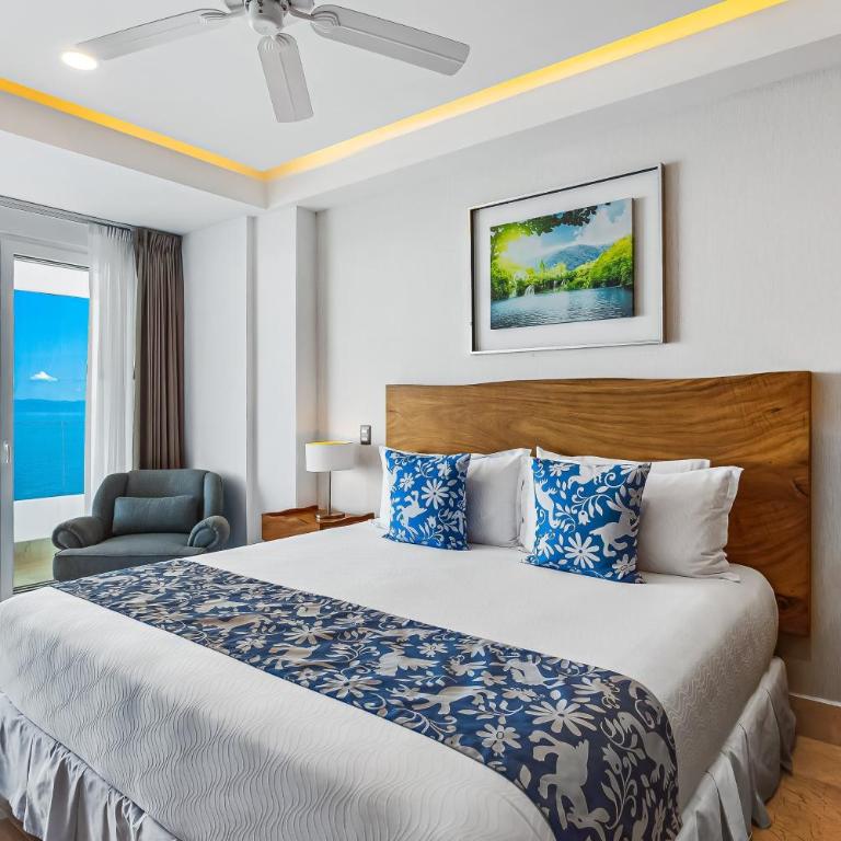 Luxurious 6th-floor condo with pool, oceanfront balcony & water view - Casa - 20
