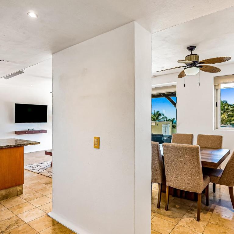 Charming condo with ocean-view, pool & balcony - Casa - 16