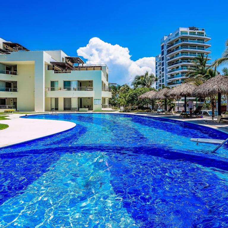 Charming condo with ocean-view, pool & balcony - Casa - 7