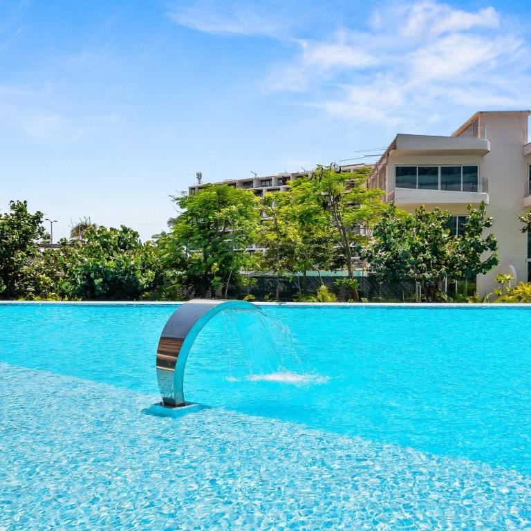 Golf-and-sea condo with panoramic ocean/mountain views, pool - Casa - 25