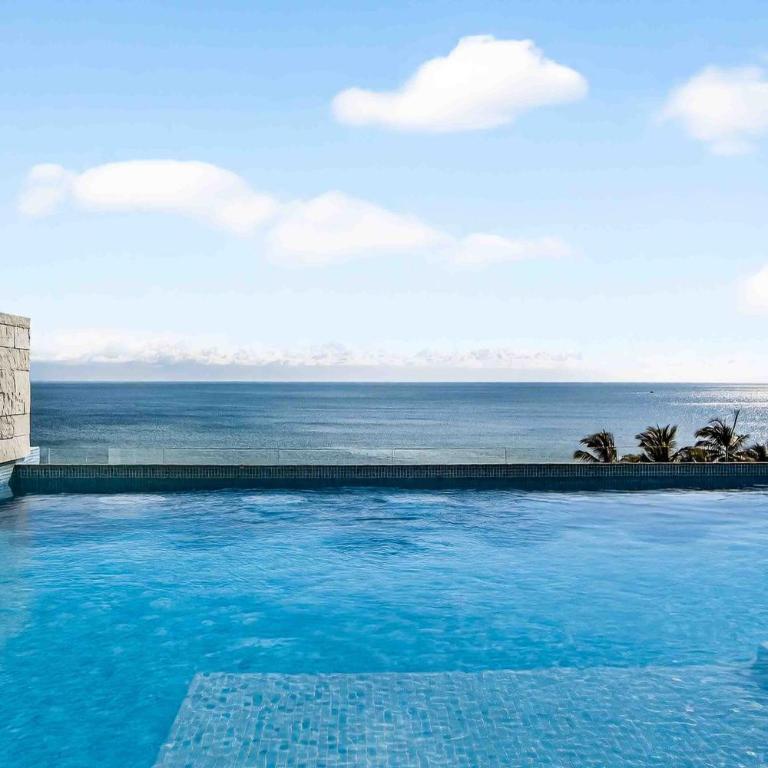 Relaxing condo with rooftop pool, oceanview balcony & walkable beach access - Casa - 30