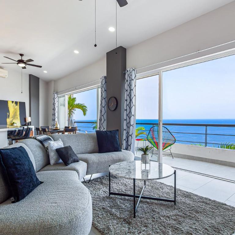 Dog-friendly ocean view penthouse & studio with a full kitchen & kitchenette - Casa - 3