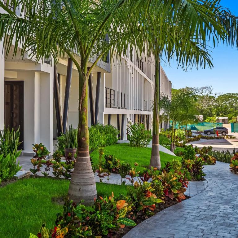 Serene gated retreat with pool & lush gardens – Your perfect couple getaway - Casa - 35