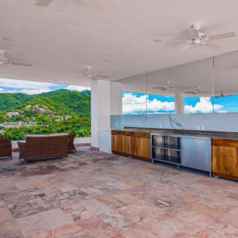 Luxurious condo with huge, oceanfront balcony, pool & pool spa - Casa - 26