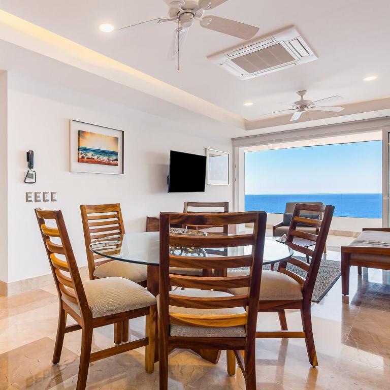 Luxurious condo with huge, oceanfront balcony, pool & pool spa - Casa - 8