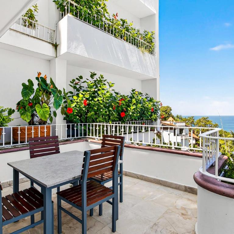 Spacious oceanview suite with heated pool, hot tub & terraces for lounging - Vacation Home - 30