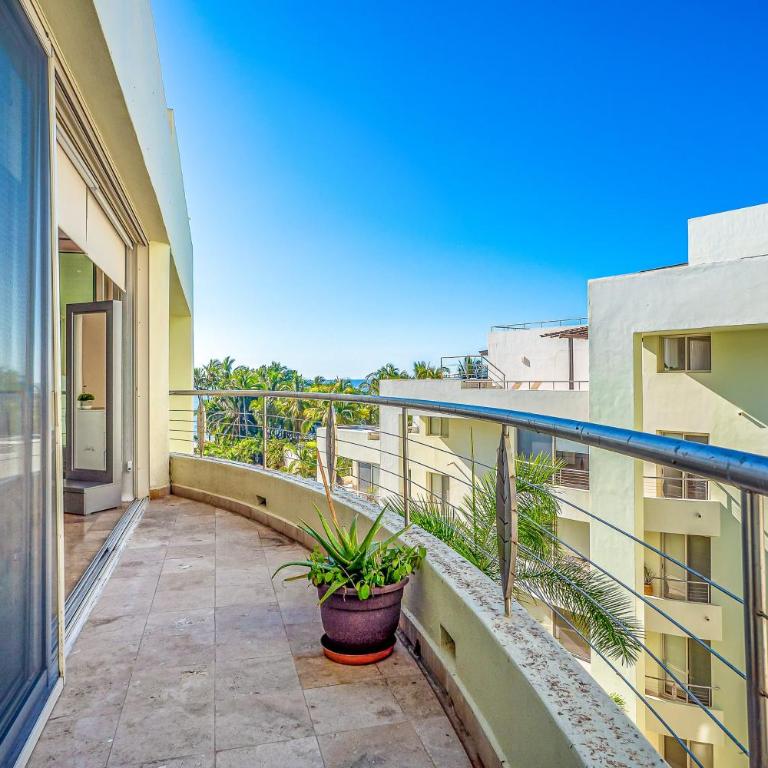 Ocean-view penthouse with private plunge pool & terrace, resort pool - Casa - 25