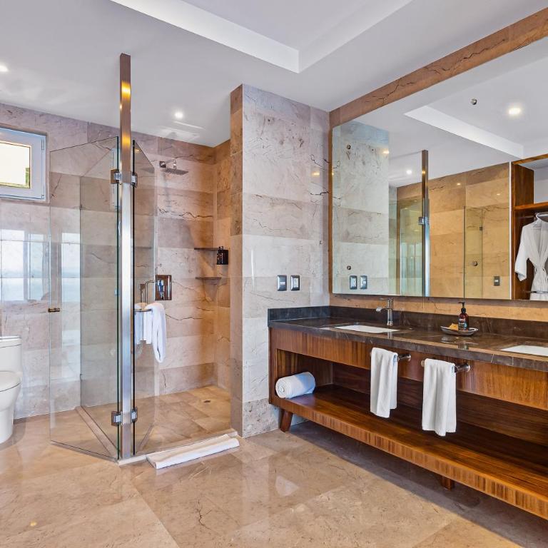 Luxurious condo with huge, oceanfront balcony, pool & pool spa - Casa - 19