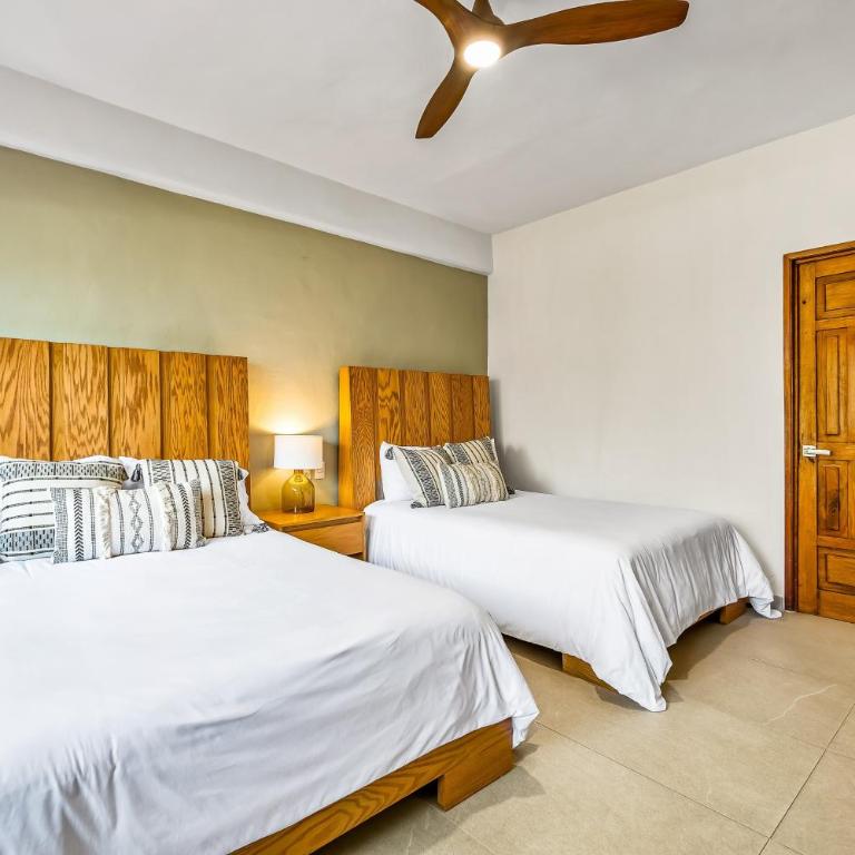 Marina condo near golf course, beach, & dining with pool & tennis courts - Vacation Home - 20