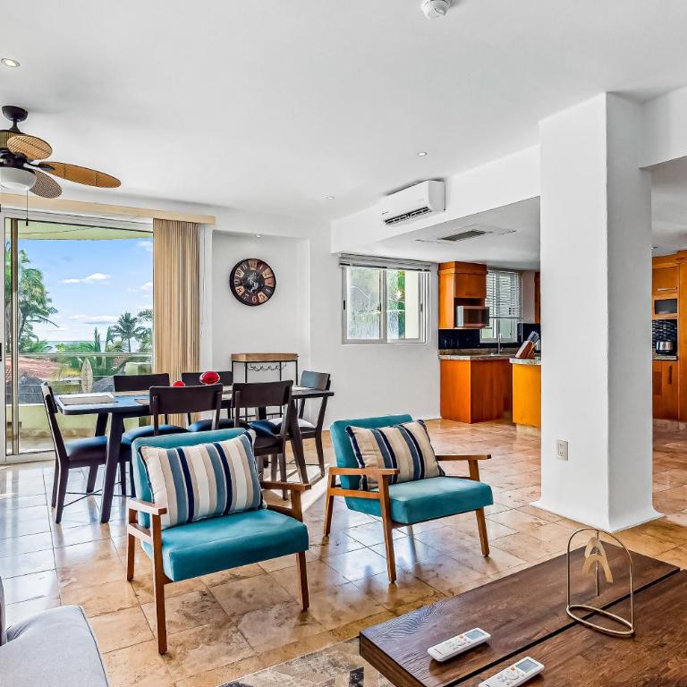 Spacious condo with near the beach with resort-style pool, inviting balcony - Casa - 30