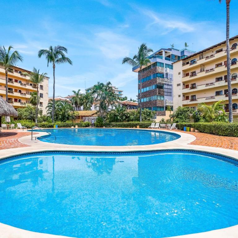Marina condo near golf course, beach, & dining with pool & tennis courts - Vacation Home - 28
