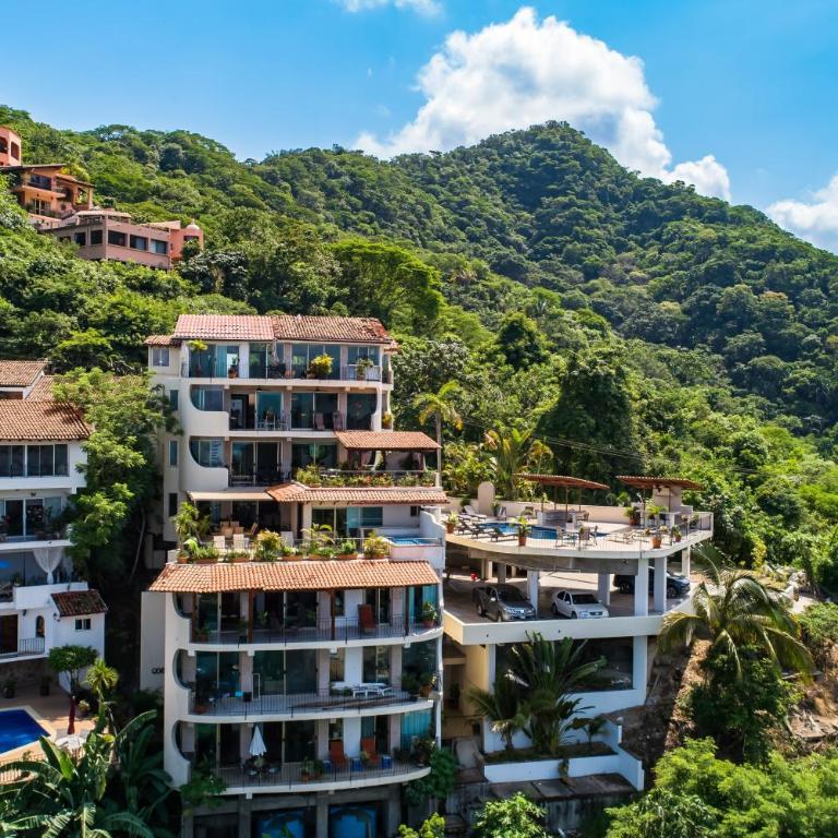 Mismaloya Beach condo with ocean views, on-site pool, grill, & private balcony - Casa - 39