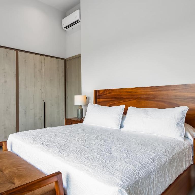 Modern condo with breathtaking views, infinity pool, and en suite bedrooms - Casa - 17