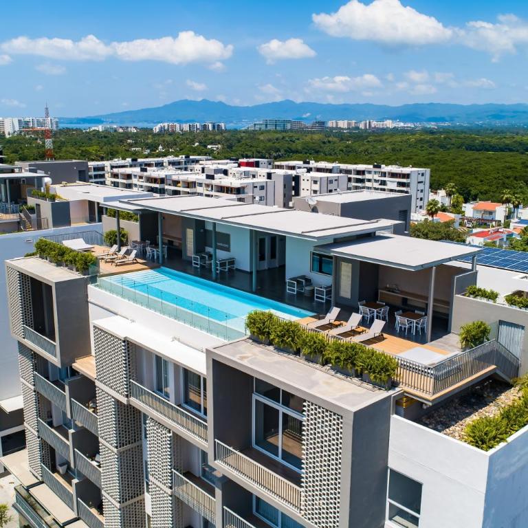 Modern condo with breathtaking views, infinity pool, and en suite bedrooms - Casa - 48