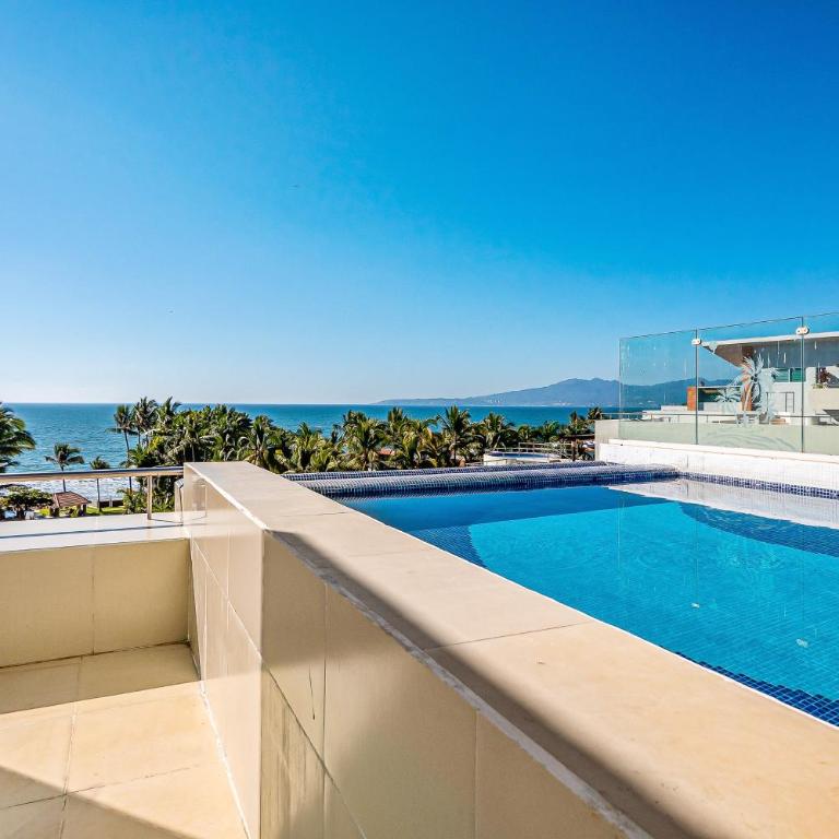 Luxurious retreat with a scenic terrace pool & modern kitchen - Casa - 36