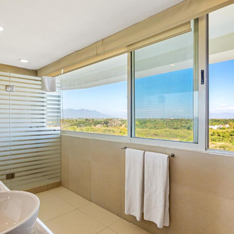 Luxurious retreat with a scenic terrace pool & modern kitchen - Casa - 27