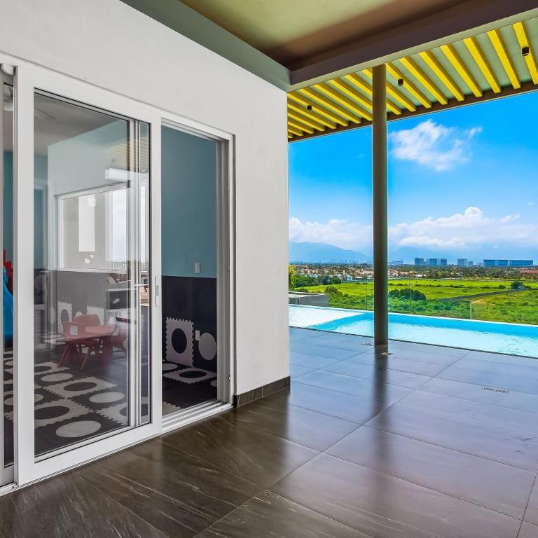 5th-floor apt near the ocean with infinity rooftop pool, balcony, washer/dryer - Casa - 29