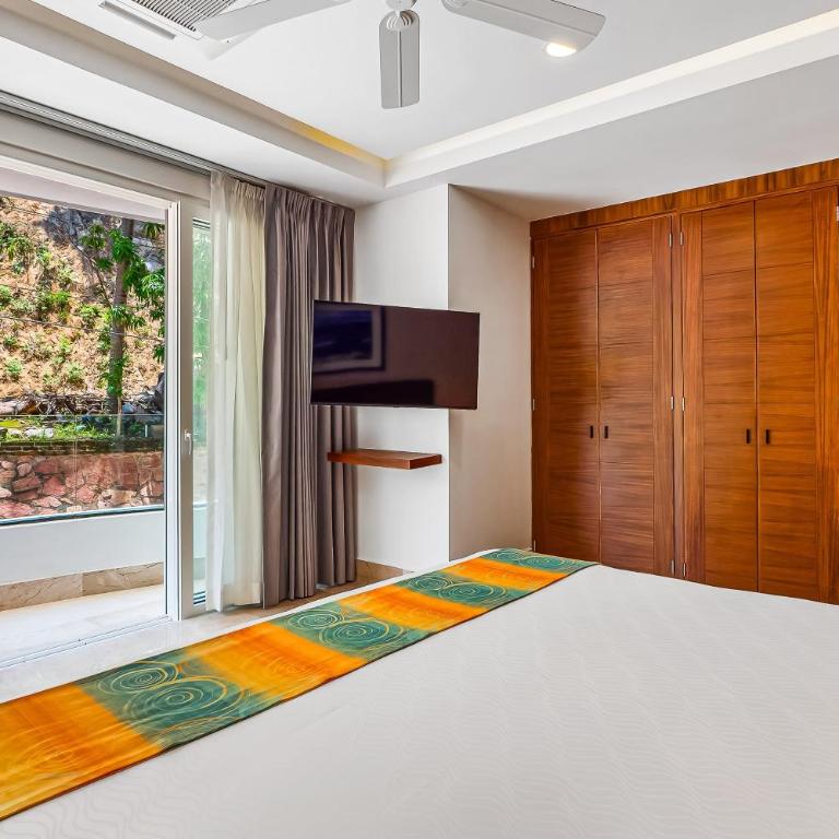 Luxurious upscale condo w/ wraparound oceanfront view & shared pool - Casa - 20