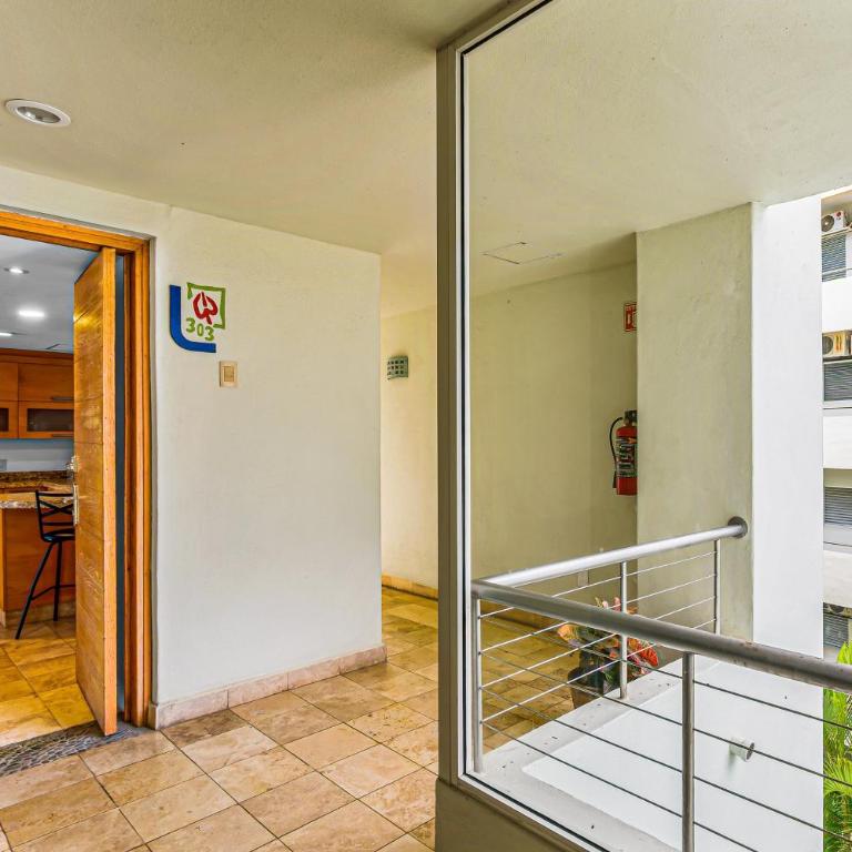 Bright coastal apartment with pool, balcony & beach access close by - Casa - 34