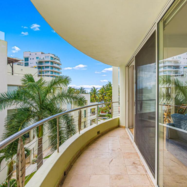 Bright coastal apartment with pool, balcony & beach access close by - Casa - 6