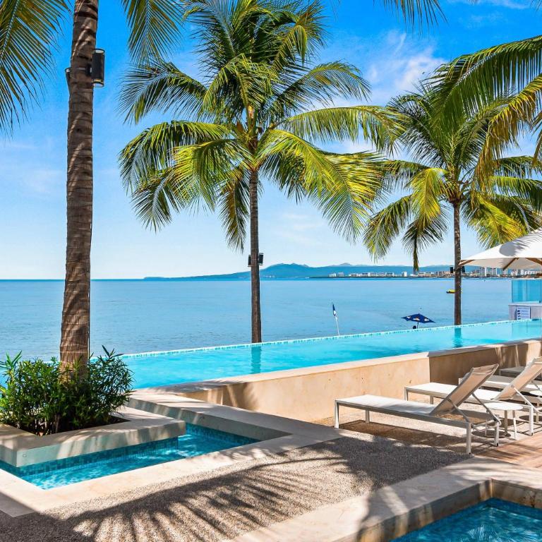 Modern oceanfront studio with breathtaking sunsets, heated pools & beach access - Casa - 26