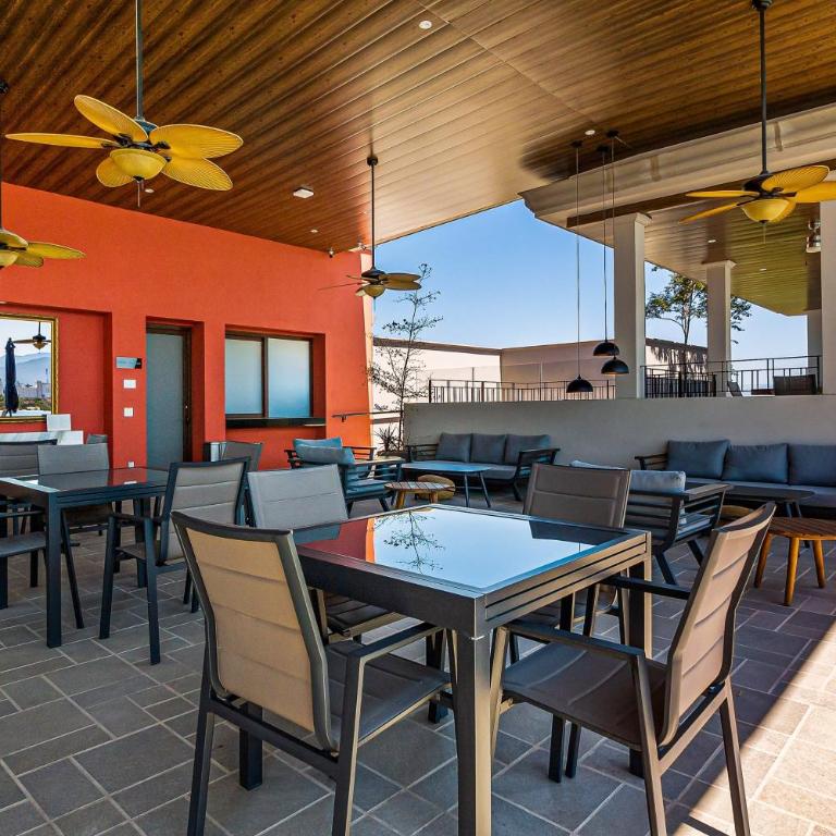 Peaceful modern condo with rooftop pool, washer-dryer and fitness room - Casa - 43