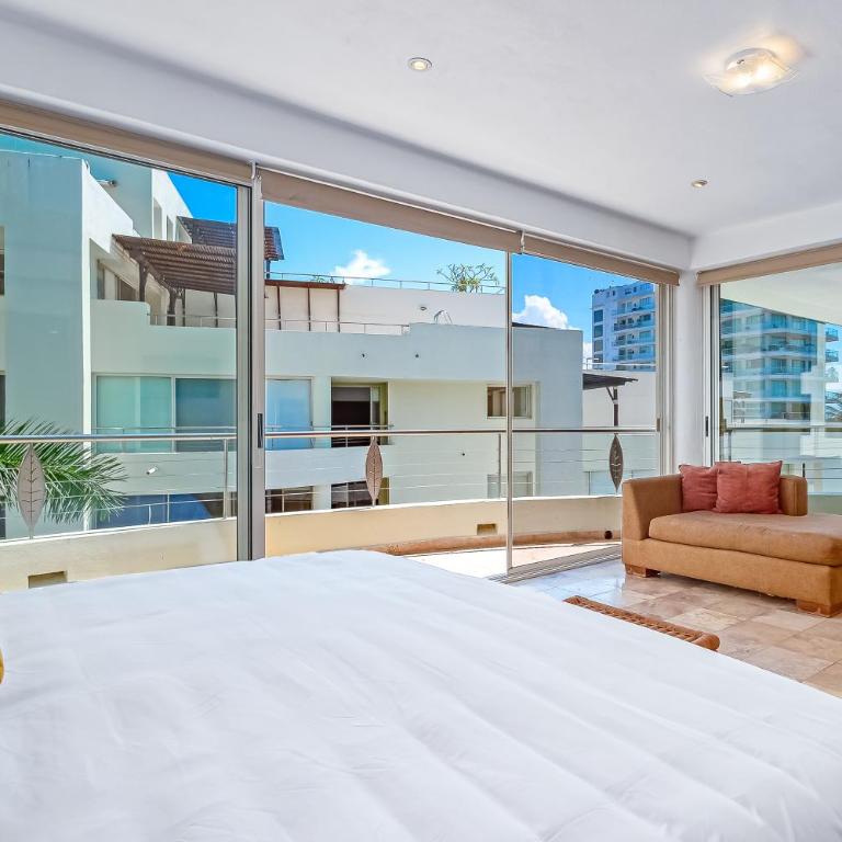Spacious apartment with ocean views, pool & balcony - Casa - 18