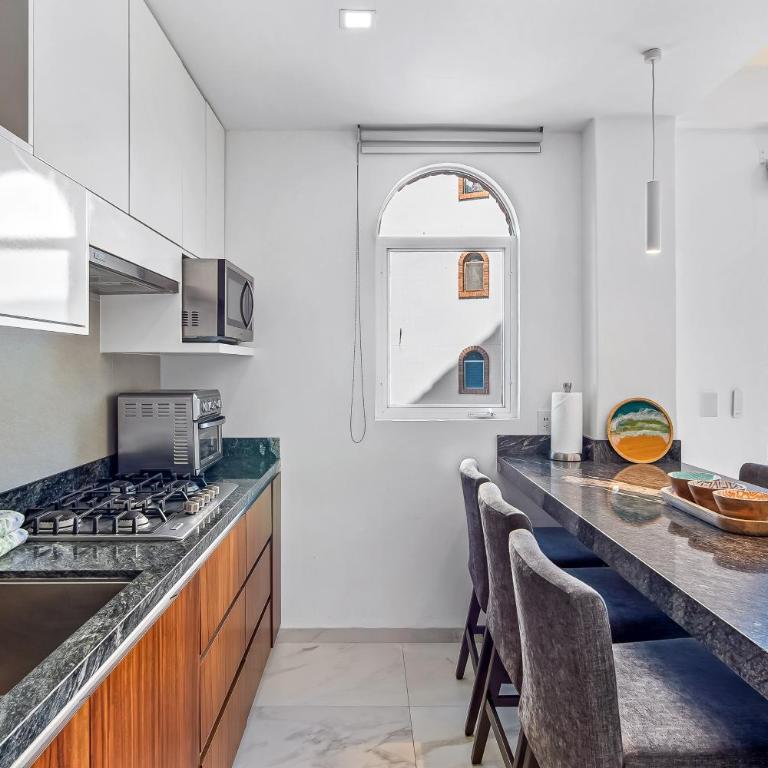 Charming beach apartment with pool and beach access, full kitchen and WiFi - Casa - 11