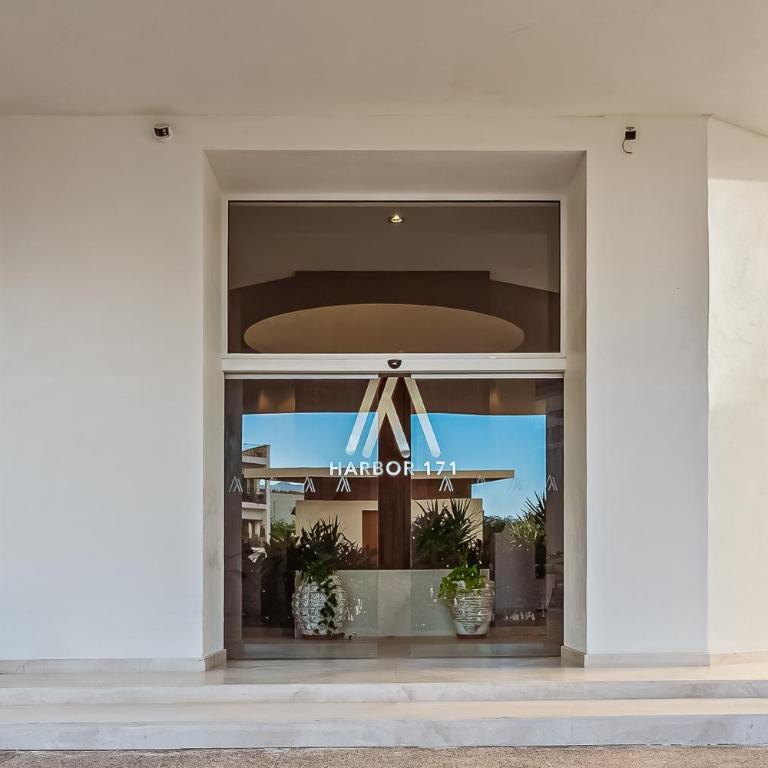 Modern oceanfront studio with breathtaking sunsets, heated pools & beach access - Casa - 2