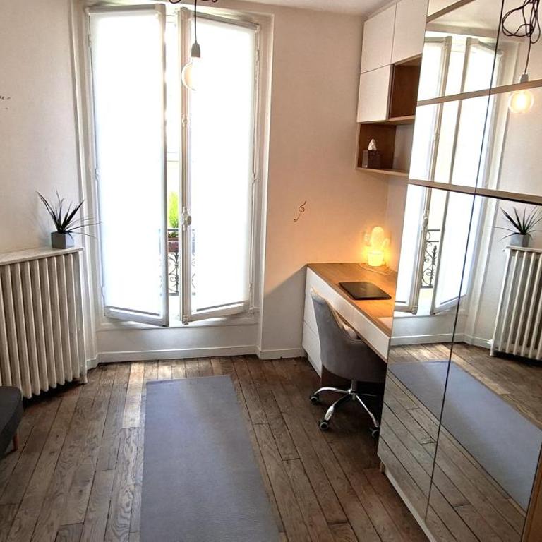 Chambre calme pour les femmes - Paris animé - Chambre Simple avec Salle de Bains Commune - 4