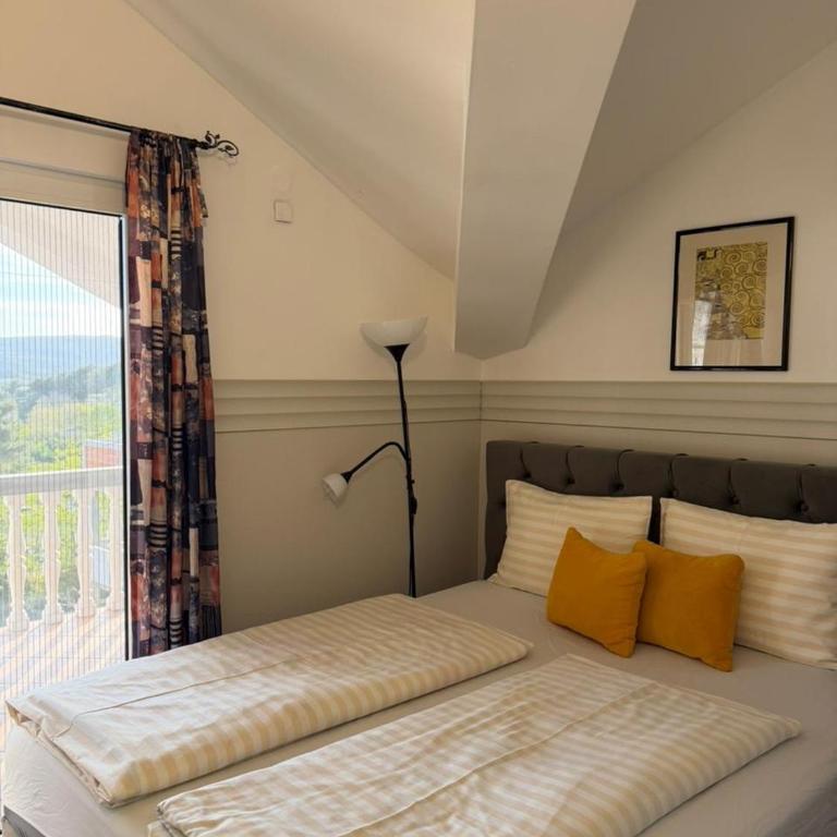 Apartmani Tamara - Apartman s 1 Spavaćom Sobom, Balkonom i Pogledom na More - 2