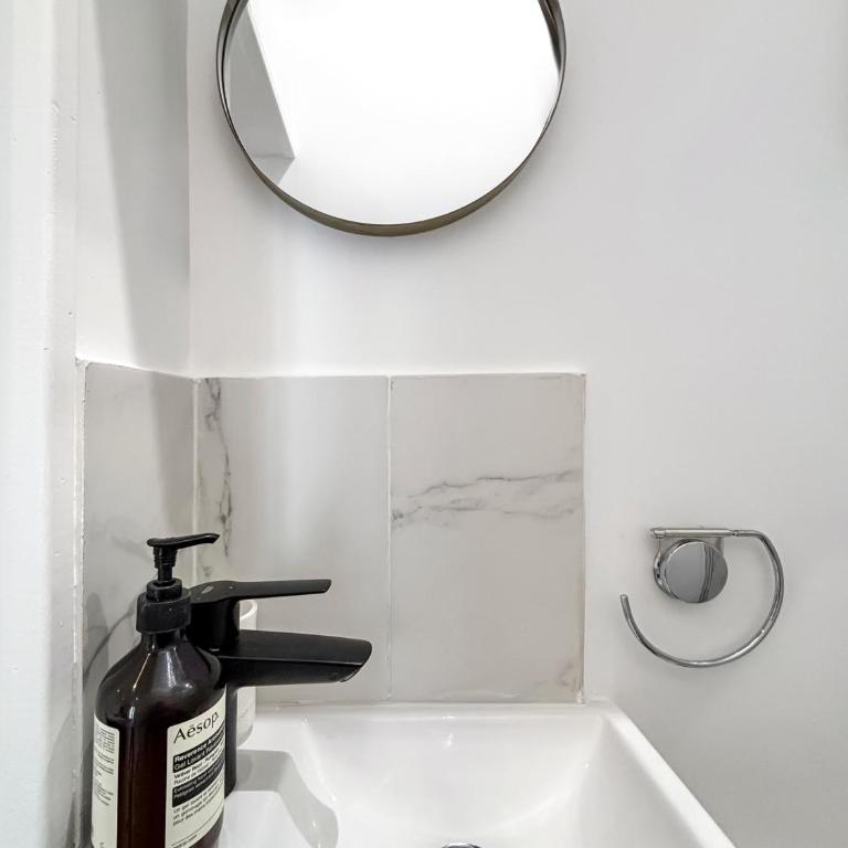 Appartement élégant au cœur de Saint-Germain-des-Prés - Studio - 7