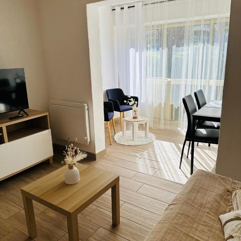 STUDIO Front de mer - Studio avec Vue sur Jardin - 12