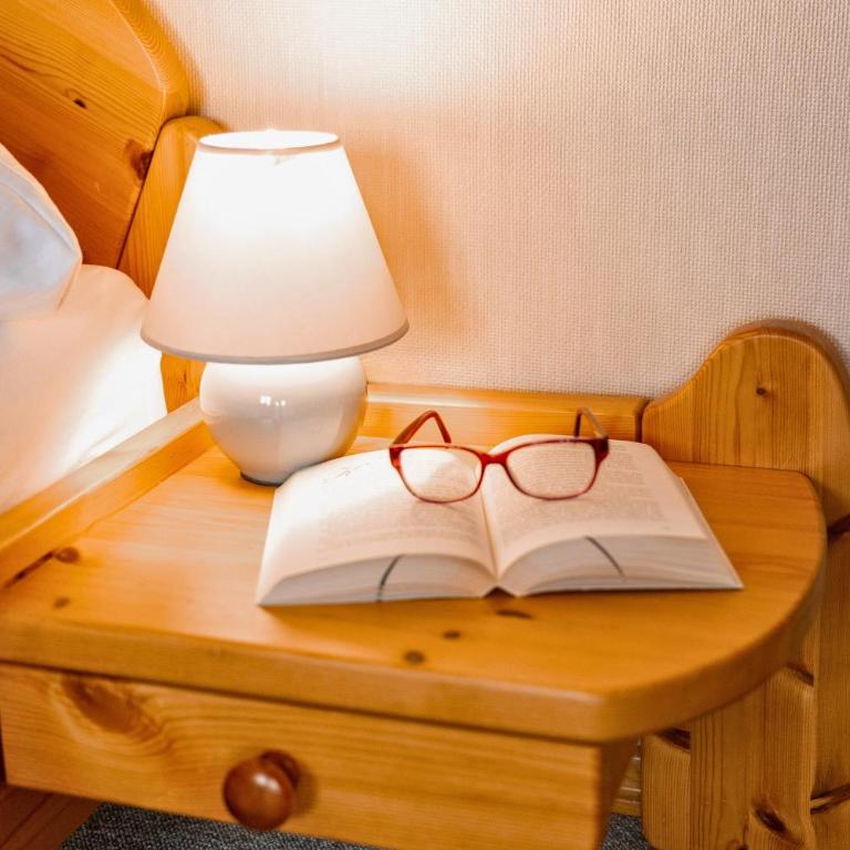 Haus Hindelang - 2 FeWos mit Zugspitzblick, inkl Königscard, gratis Parken & WLAN, Self Check-In, 5 Minuten ins Zentrum - Apartment mit Aussicht und Balkon - 18
