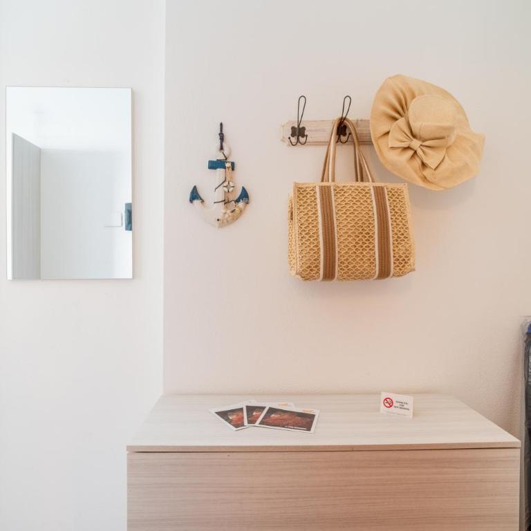 Gabriel House - One-Bedroom Apartment - 3