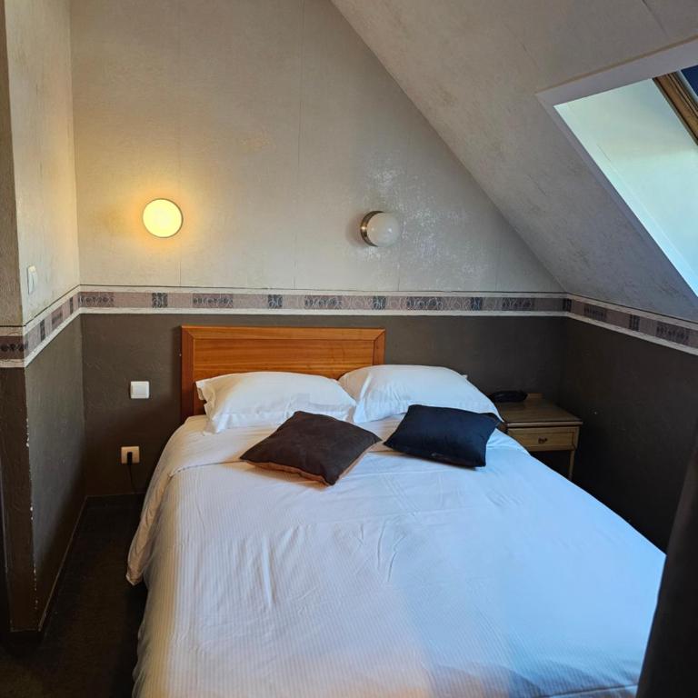 Hôtel 1er Consul Rouen - Chambre Double Économique - 4