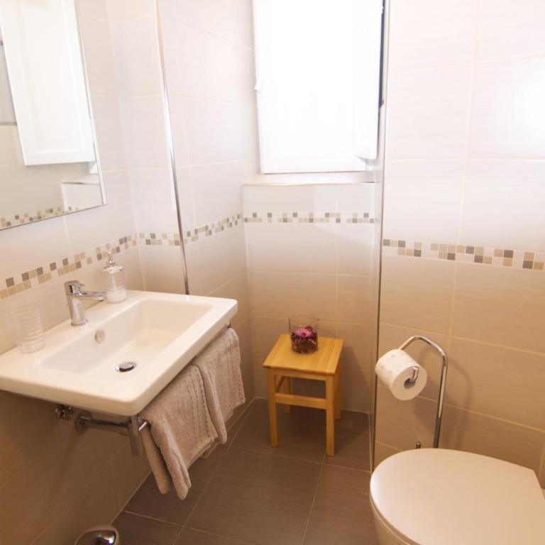 Mio House Vatican - Camera Matrimoniale con Bagno Privato - 7