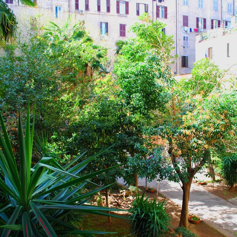 IN Roma Vale&Hillary colosseo b&b - Camera Matrimoniale/Doppia con Letti Singoli - 12