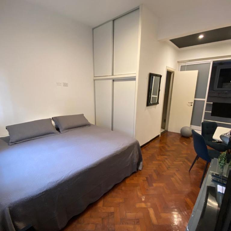 Black Montevideo - One-Bedroom Apartment - 6