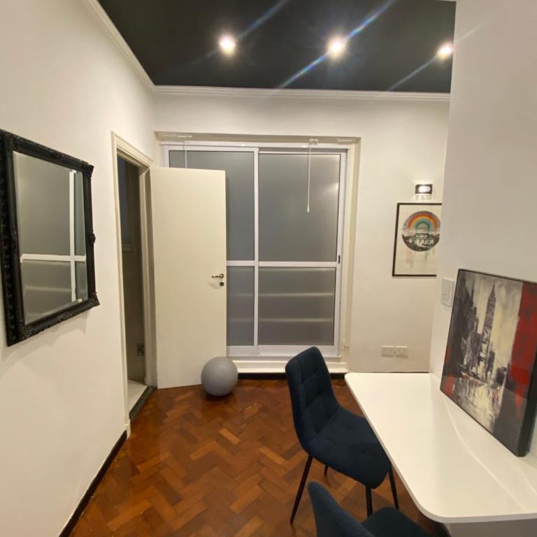 Black Montevideo - One-Bedroom Apartment - 7